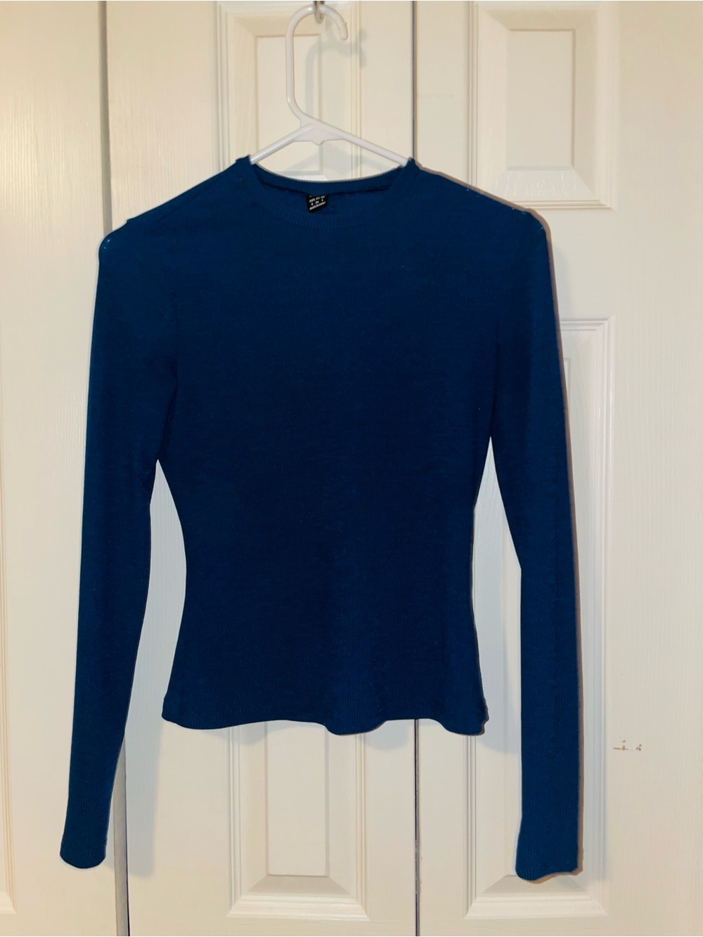 SHEIN Navy Long-Sleeve Slim Crewneck Top